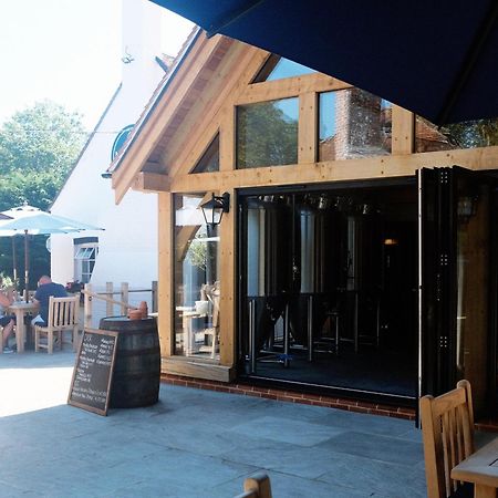 Monkey Brewhouse Hotel Lymington Kültér fotó