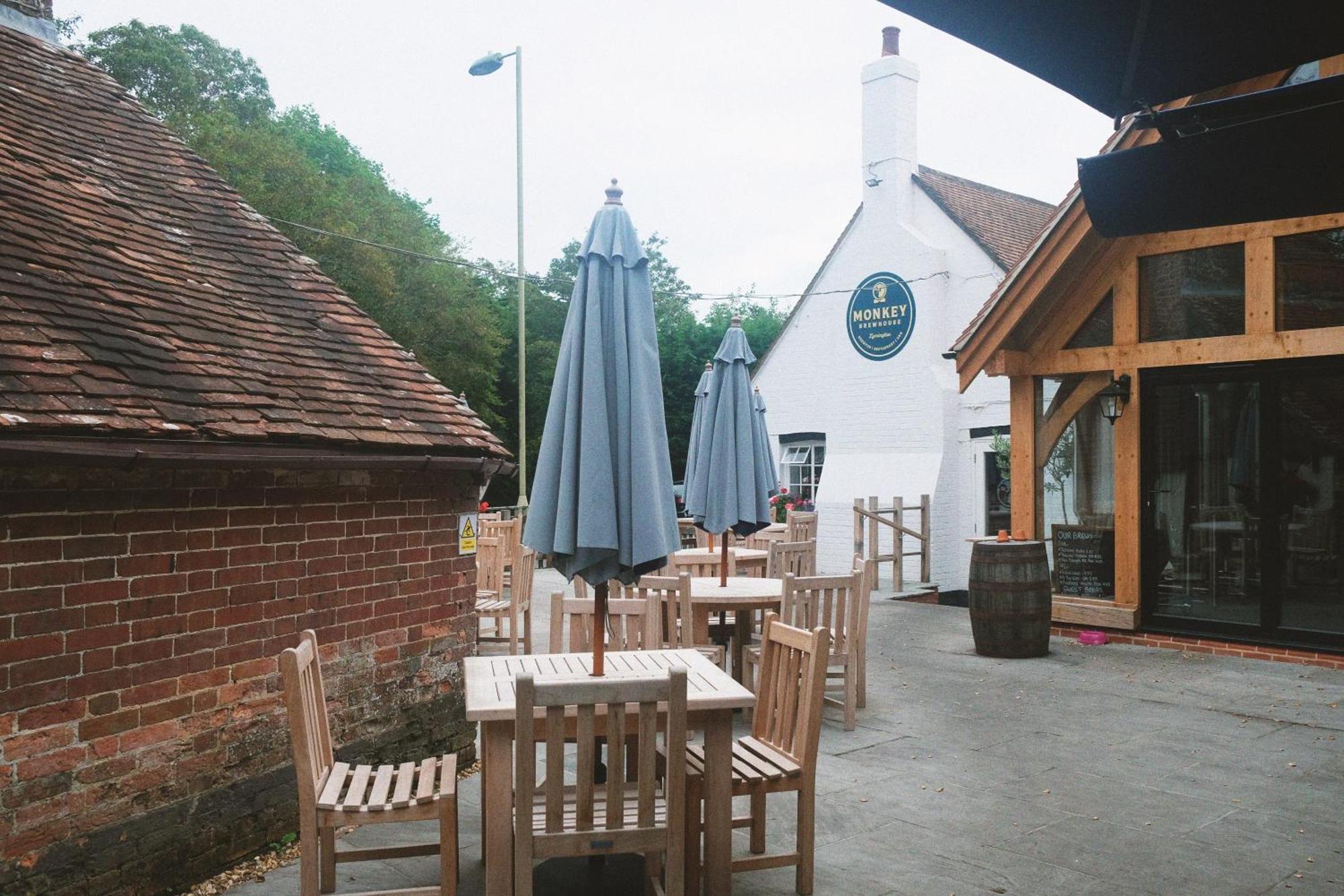 Monkey Brewhouse Hotel Lymington Kültér fotó