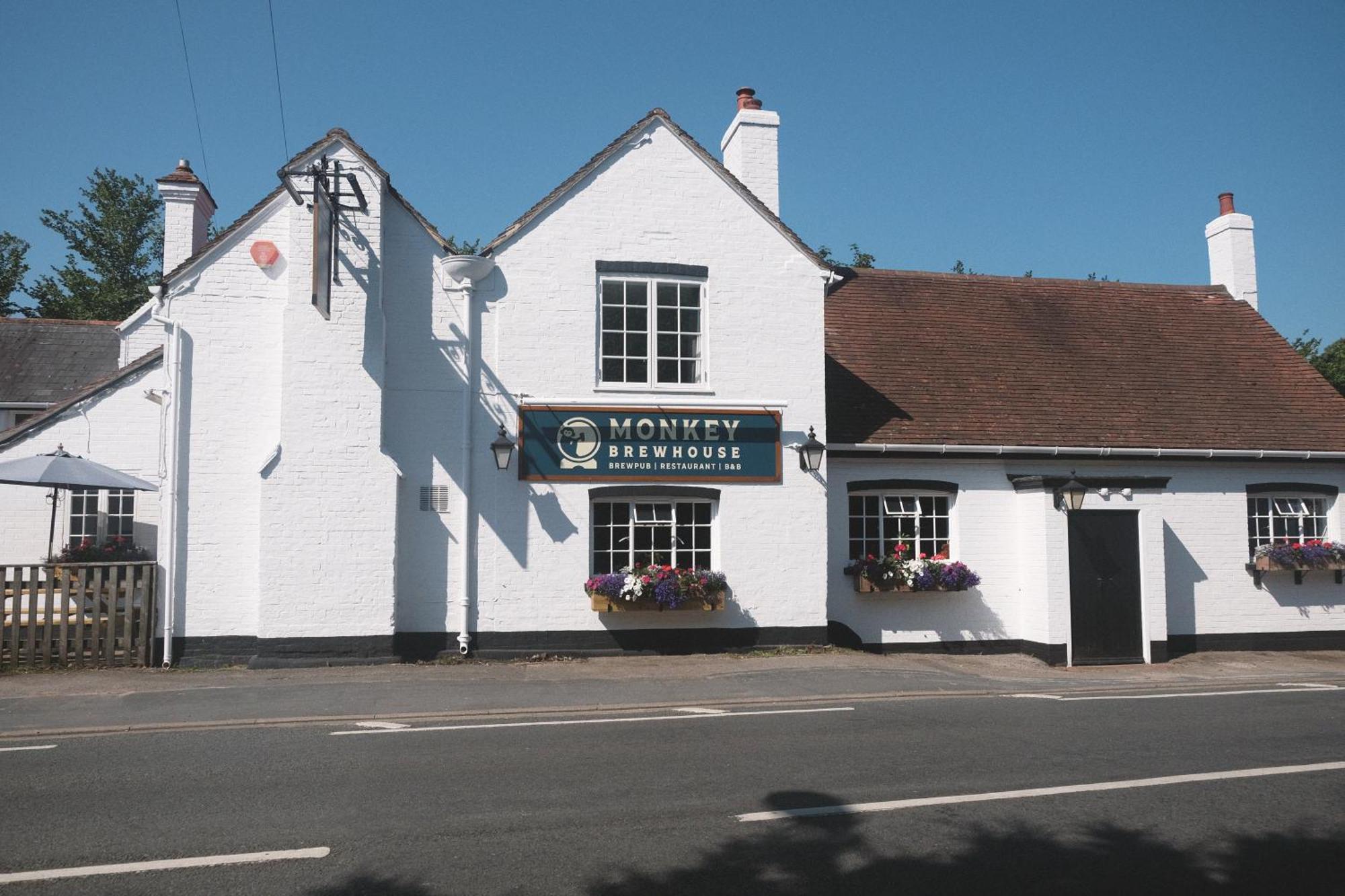 Monkey Brewhouse Hotel Lymington Kültér fotó