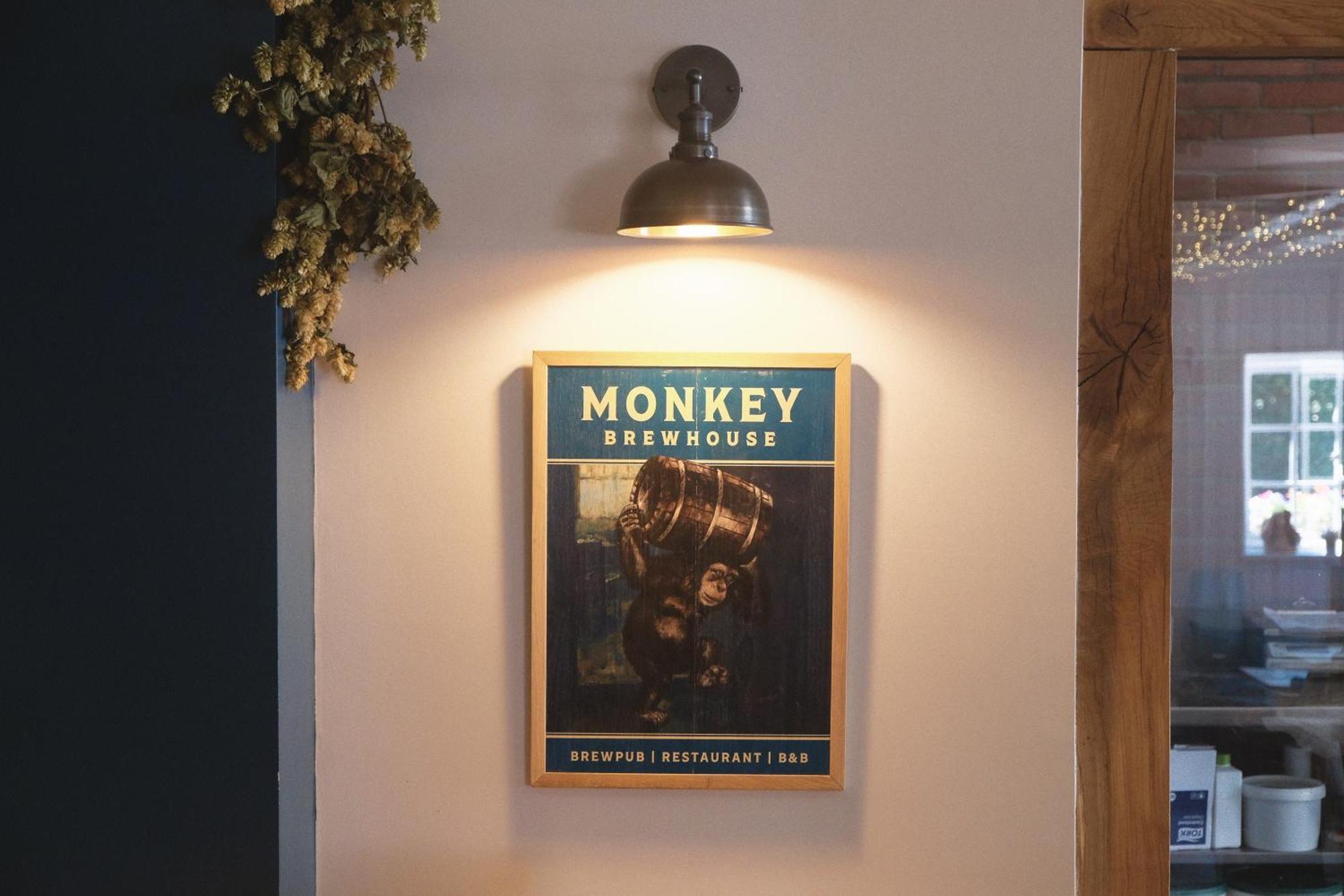 Monkey Brewhouse Hotel Lymington Kültér fotó