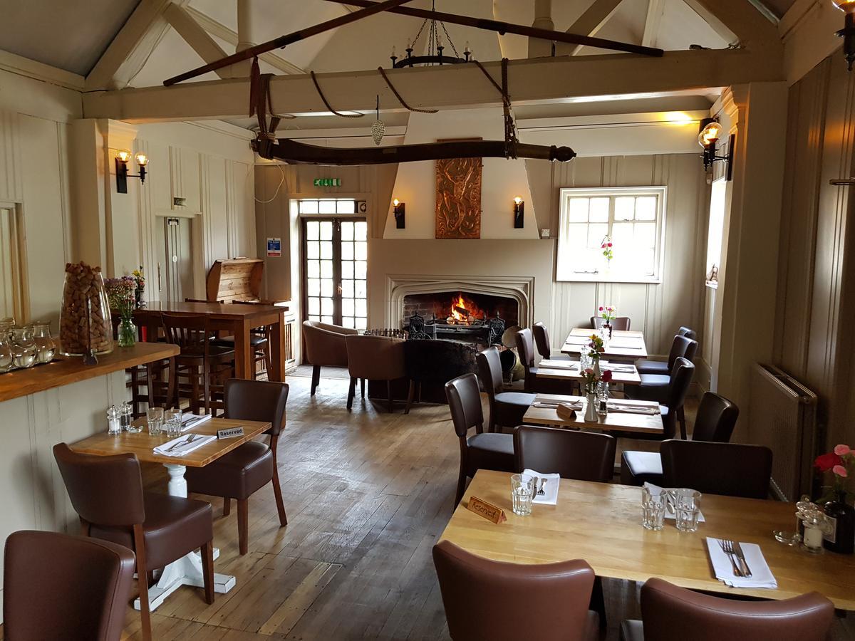 Monkey Brewhouse Hotel Lymington Kültér fotó